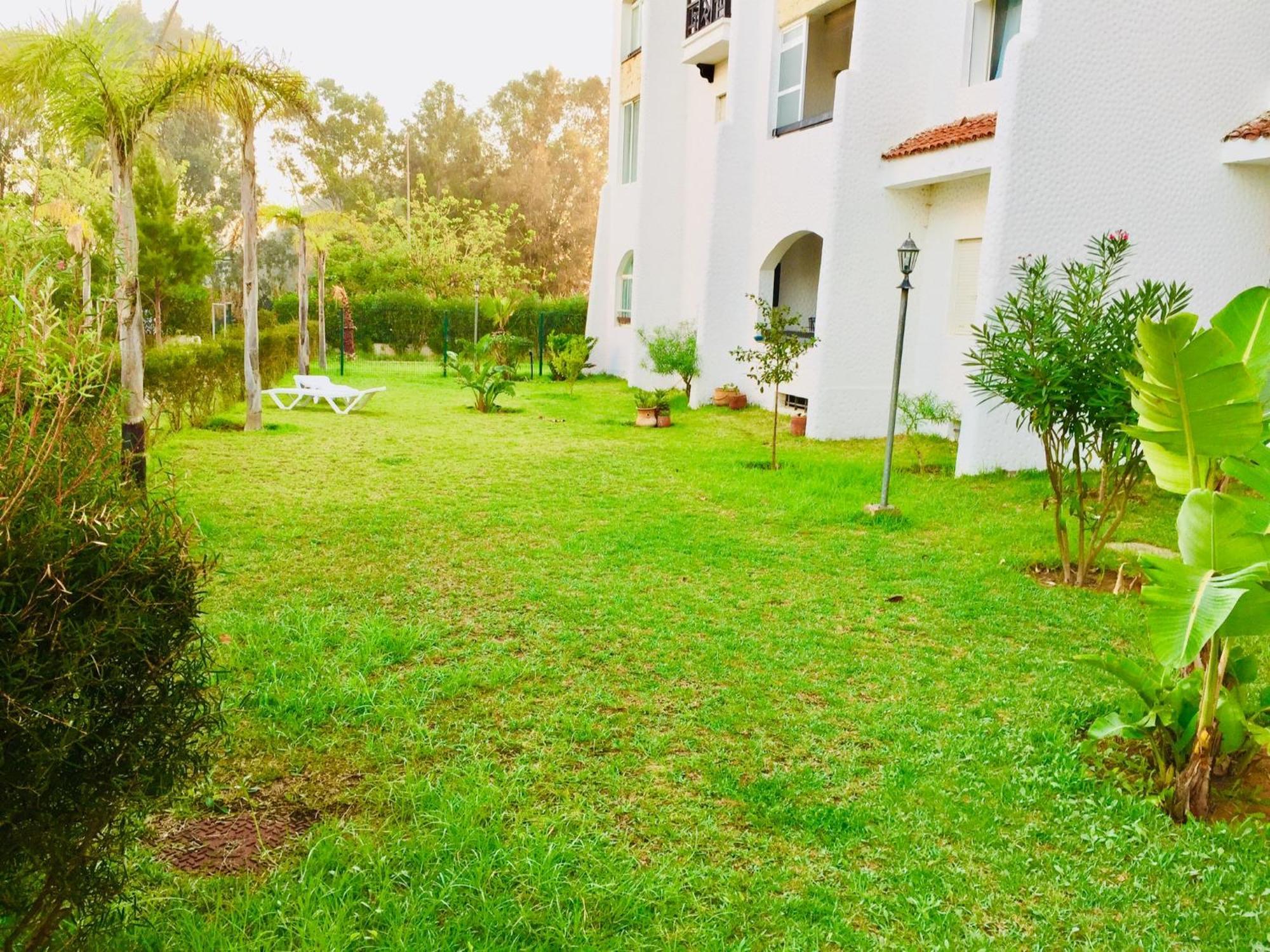 Chez Marya Asilah Marina Golf Uniquement Famille Apartamento Exterior foto